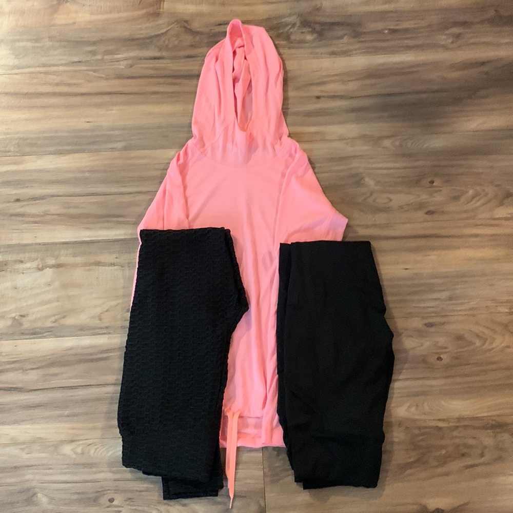 Bundle Leggings and Pullover